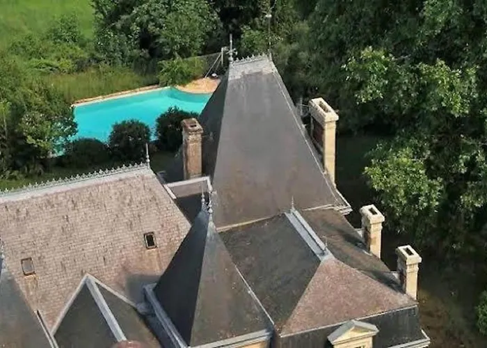 Château Marith - Etablissement climatisé avec Piscine