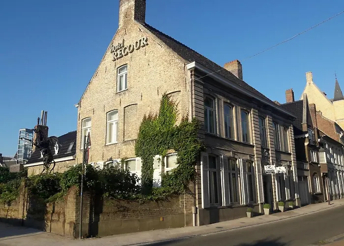 Hotel Recour