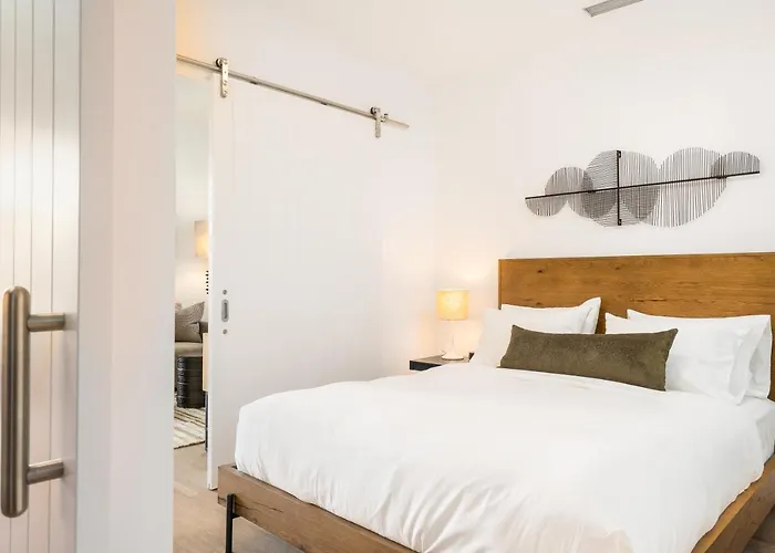 Mint House Menlo Park By Kasa