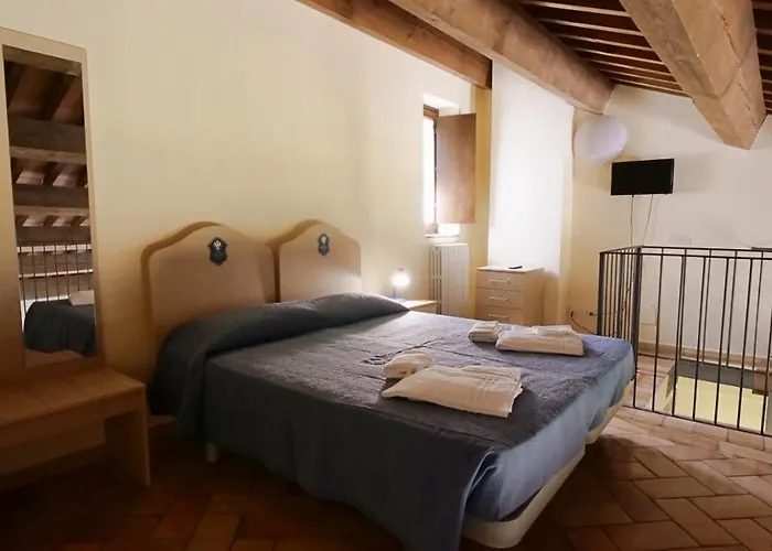 Borgo de' Varano by Hotel I Duchi