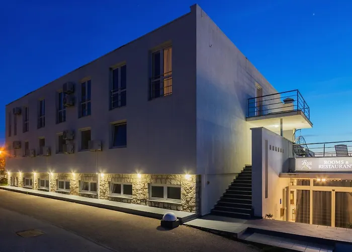Hotel Rooms Roccia