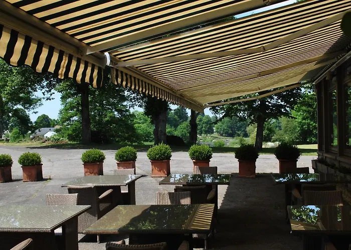 La Roseraie. Gaume-Ardenne-lacuisine sur Semois.