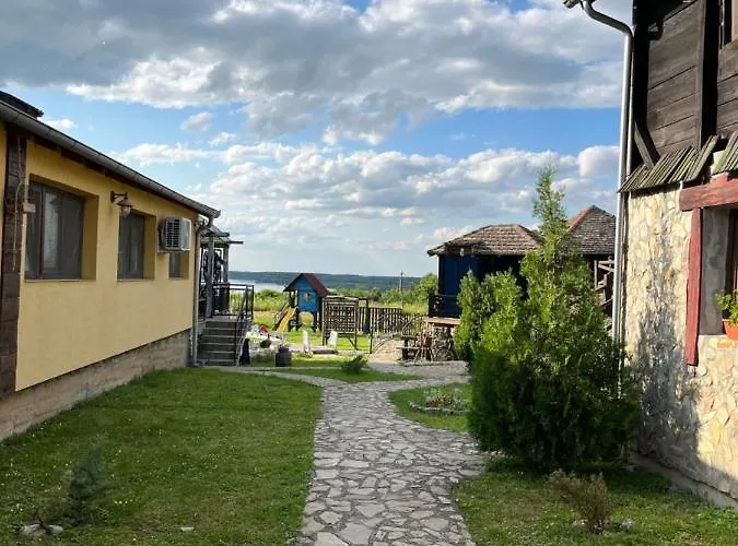 Etno Selo Markovi Konaci