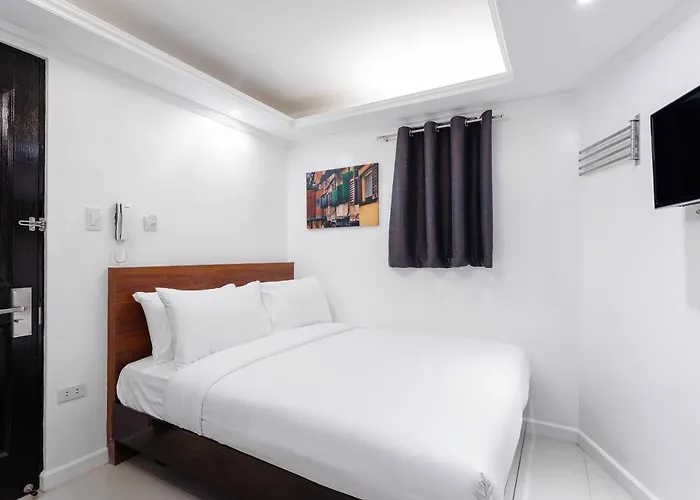 Nest Nano Suites Poblacion - Makati