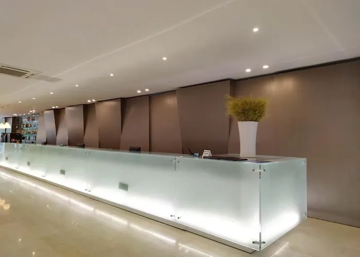 Hotel Cupidon Saturn