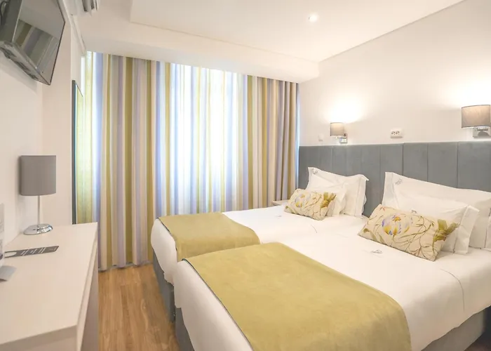 Dinya Lisbon Hotel