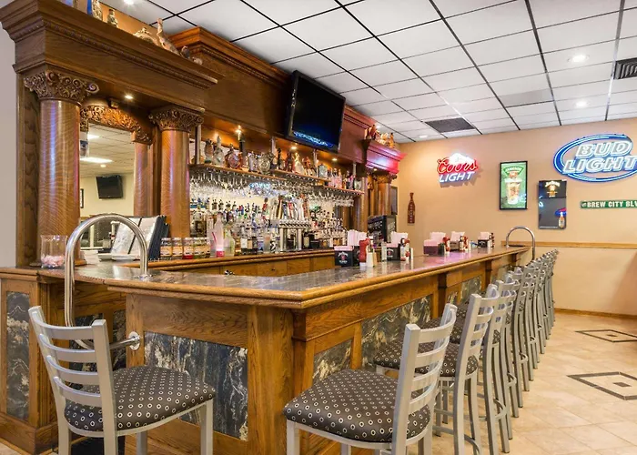 Ramada By Wyndham Paintsville Hotel & Conference Center