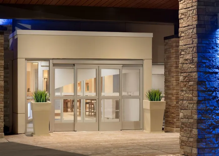 Holiday Inn Express & Suites Phoenix - Tempe By Ihg