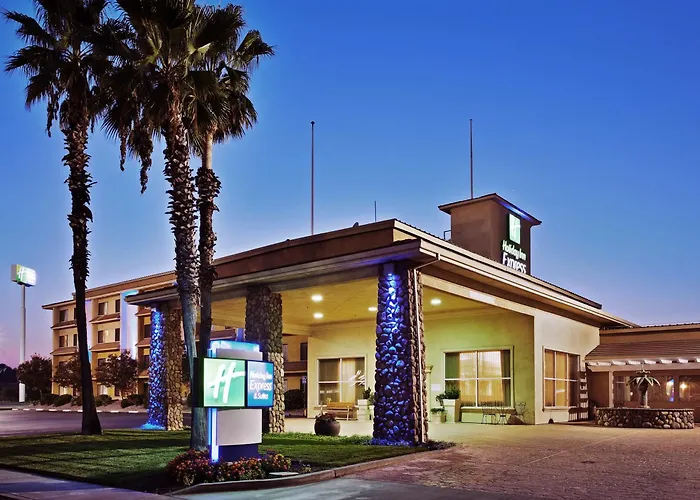 Holiday Inn Express Corning By Ihg
