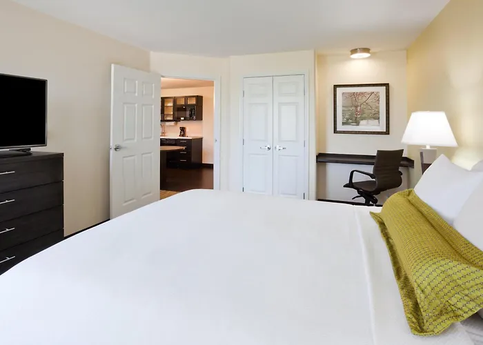 Candlewood Suites Dickinson By Ihg