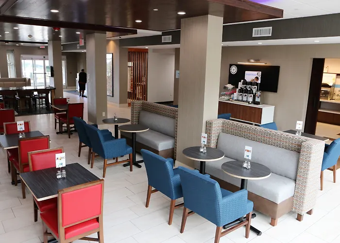 Holiday Inn Express & Suites Alabaster