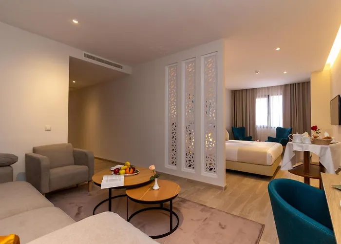 Golden Tulip Opera Alger