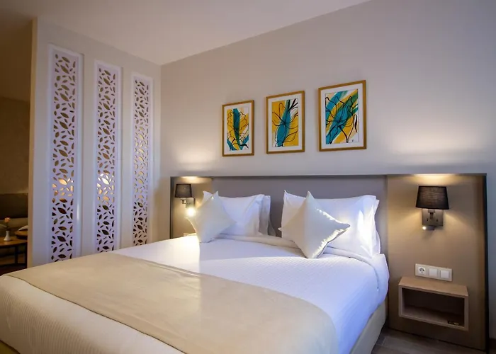 Golden Tulip Opera Alger