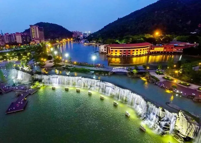 Kyriad Marvelous Hotel Foshan Xiqiao Mountain Scenic Area Qiaoling Square