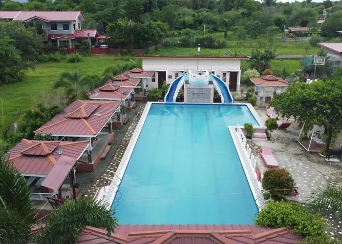 Pilot Hotel