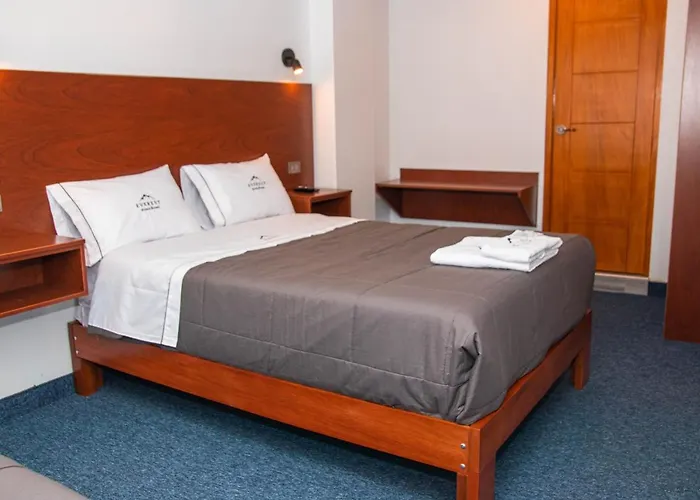 Hotel Turístico Everest