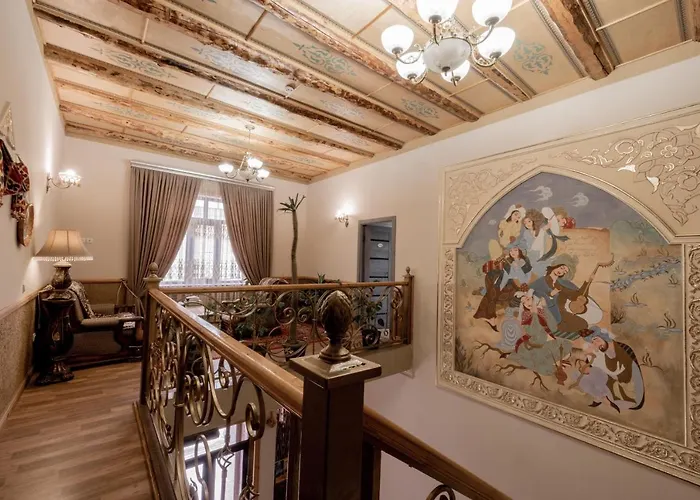 Hotel Billuri Sitora