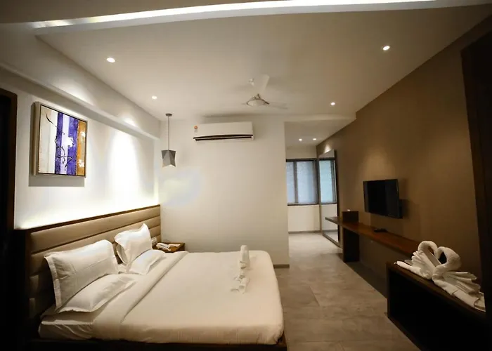 Hotel Midland, Nanded