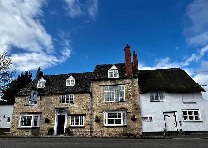 The Lion, Tredington