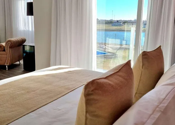 Days Inn By Wyndham Dolores Hotel Termal