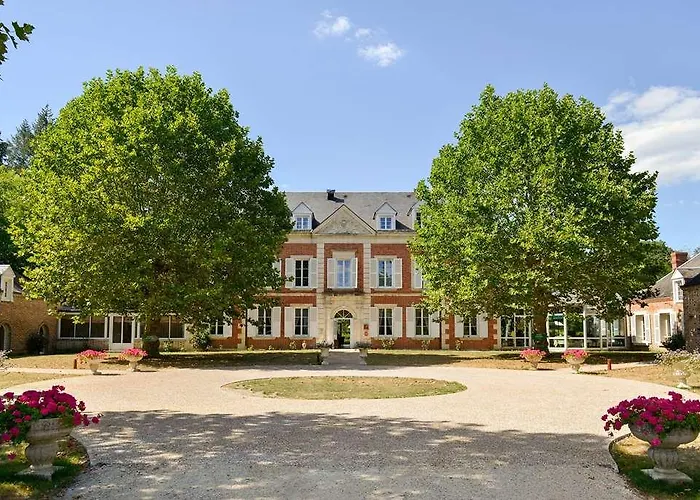 Logis Domaine De Valaudran