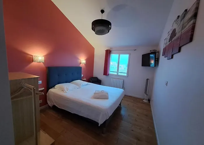 Hotel L'Auberge Canaulaise