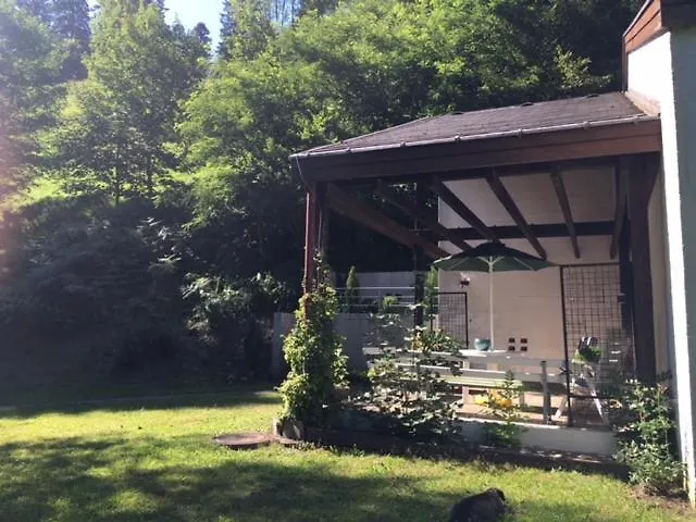 Residential&Guesthouse LIVING FÜRSTENBAU