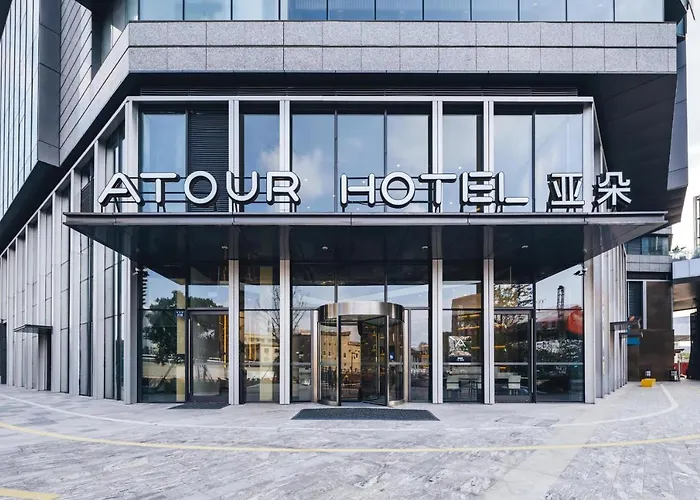 Atour Hotel Ningbo Laowaitan
