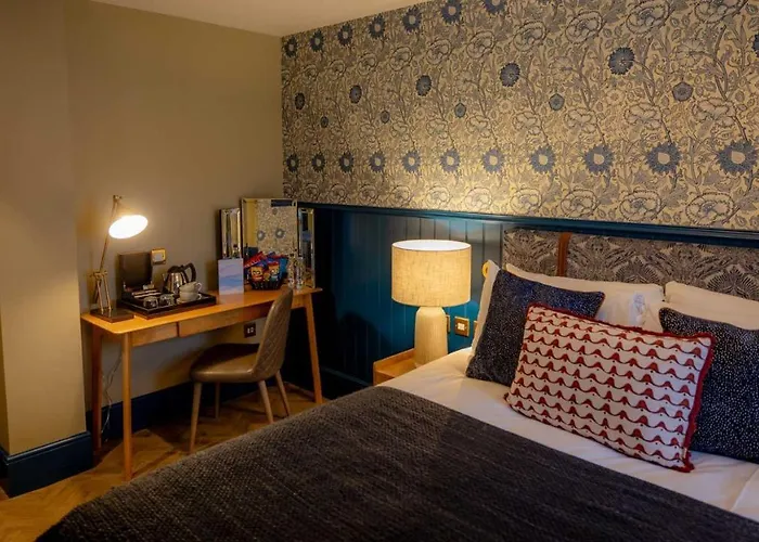 Brisbane House Hotel