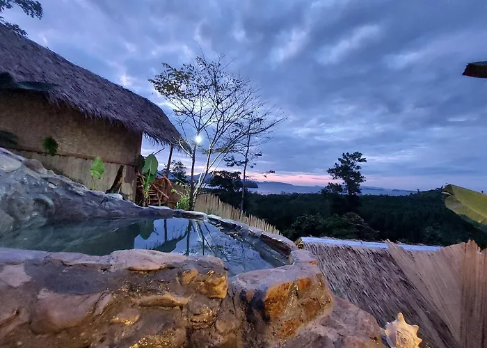 Jungle Bar Honeymoon Suite & Private Pool