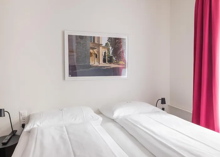 Fred Guest House Hauptbahnhof - Self Check-In