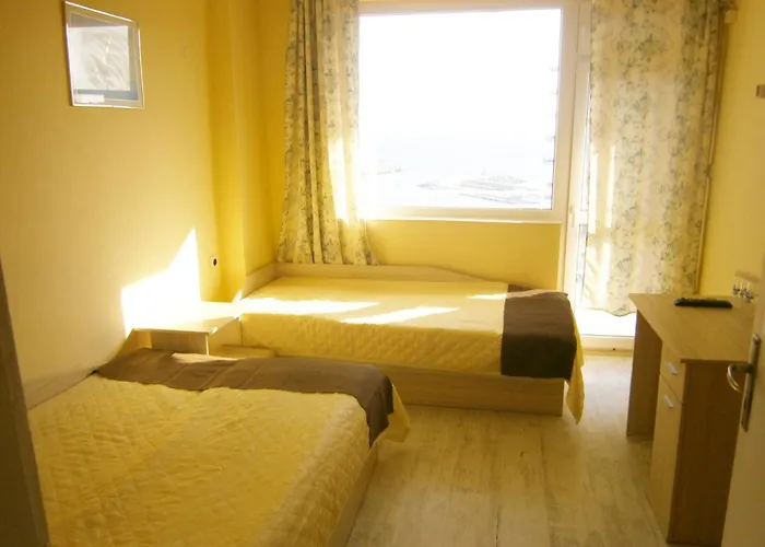 Family Hotel White House