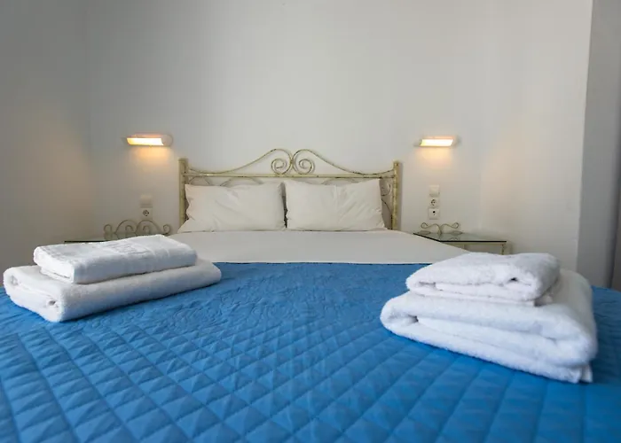 V-rooms in Milos Cyclades