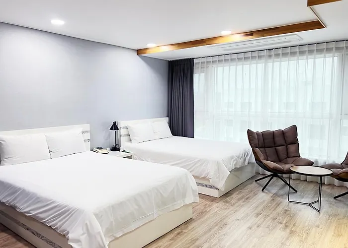 Hotel Sweet Castle Jeju Hamdeok