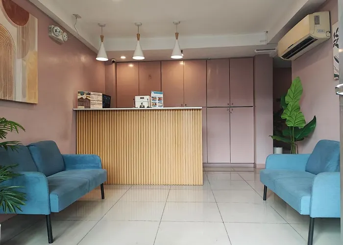 Glory Hotel Cubao