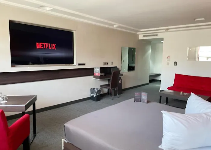 Suites Inn la Muralla Hotel&Spa
