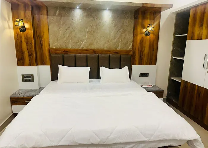 Yatri Nivas Sagara
