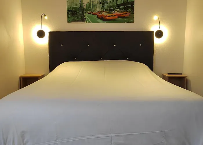 Fasthotel Paris Ouest Bouafle