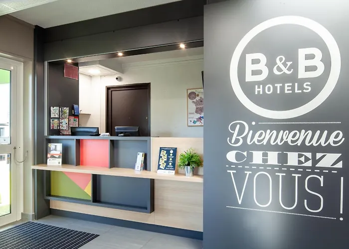 B&B HOTEL Maurepas 3 étoiles