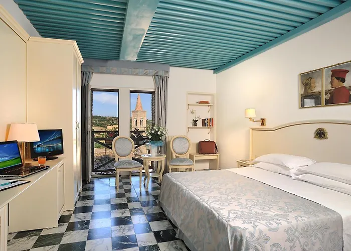 Hotel Raffaello