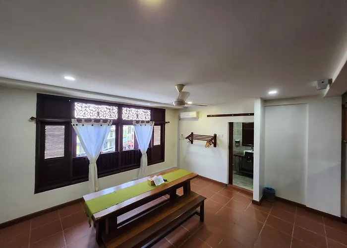Uptown Eco Hotel