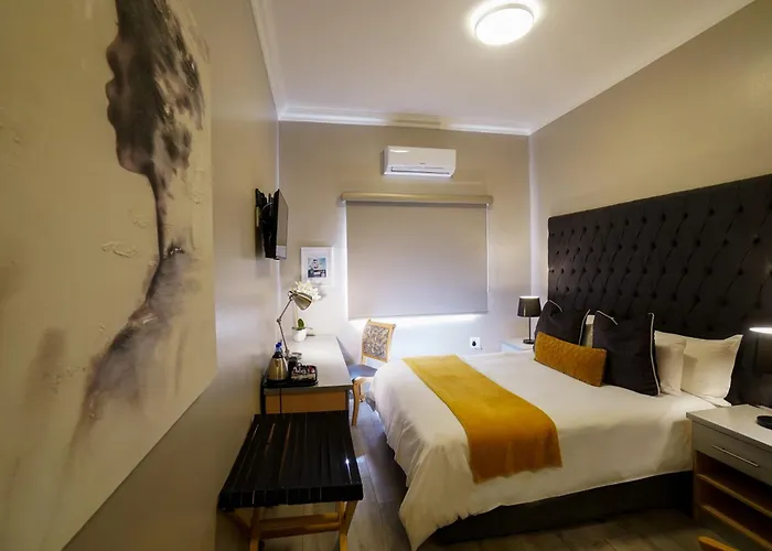 Inani Hotel Gallagher