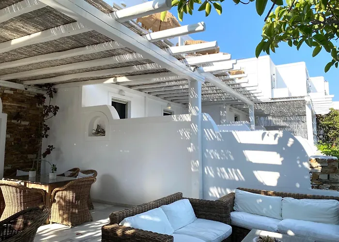 Artemis Hotel