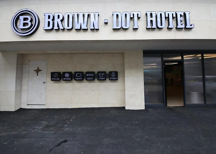 Brown Dot Hotel Sinan