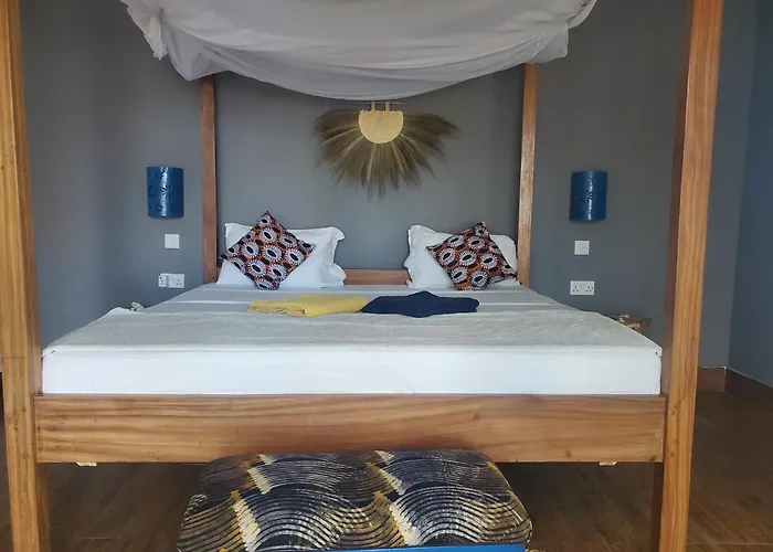 Promised Land Lodge