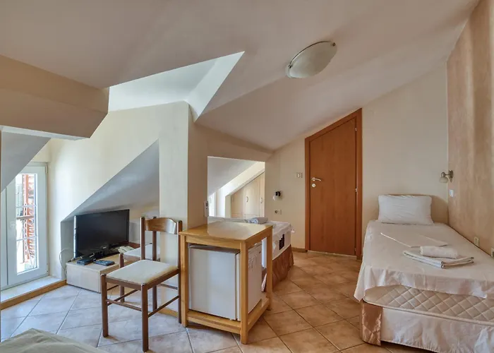 Hotel Rendez Vous