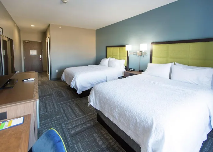 Hampton Inn & Suites Stroud