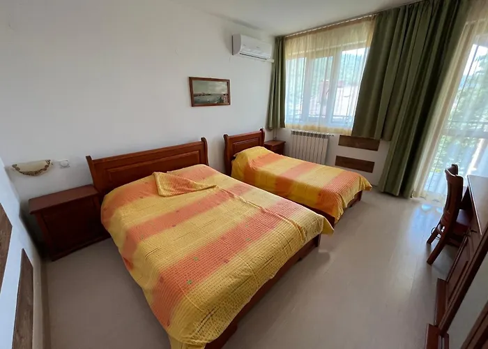 Centaur Family Hotel