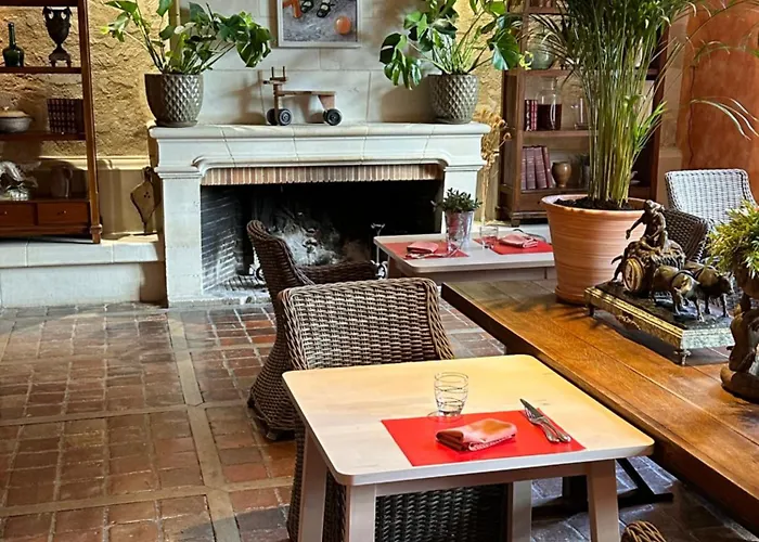 Hostellerie Les Hauts De Sainte Maure