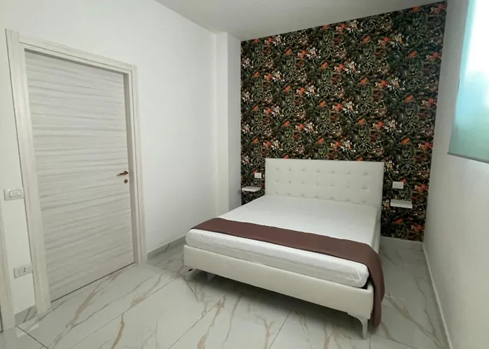Life Hotel